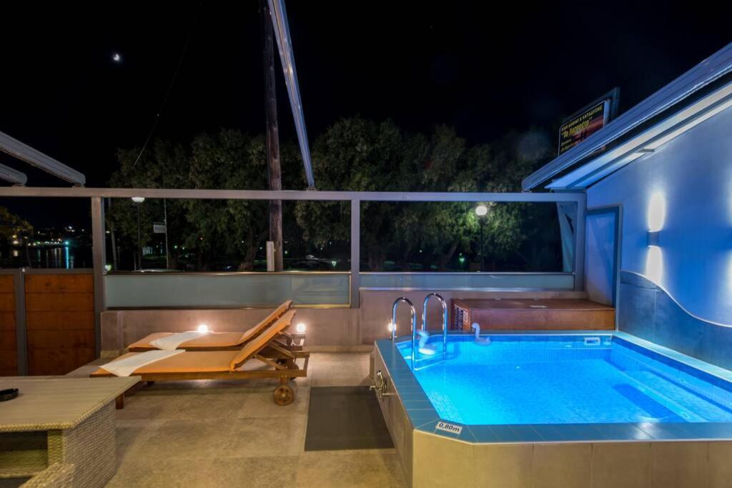 Family Luxury Apartment Chania  Buitenkant foto
