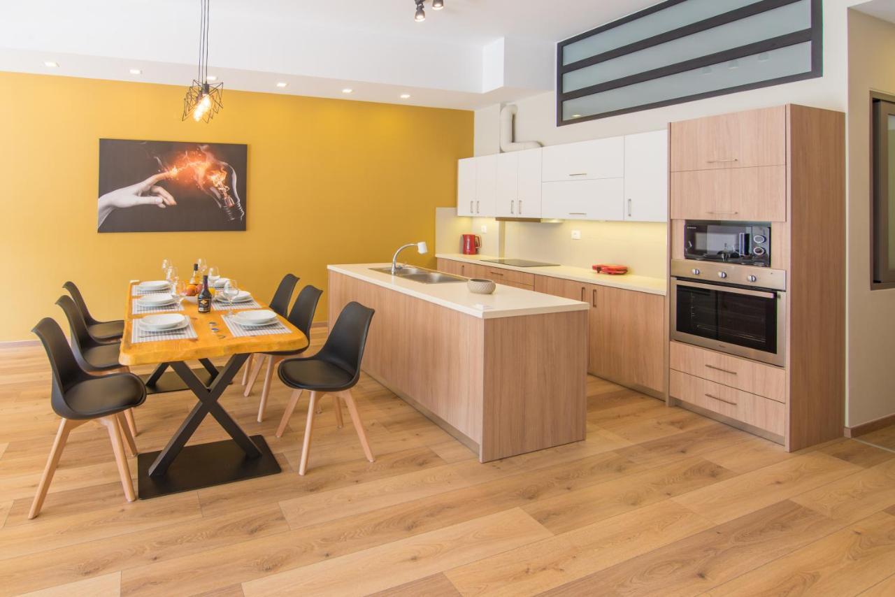 Family Luxury Apartment Chania  Buitenkant foto